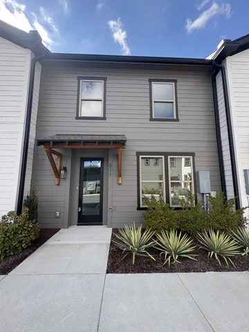 $2,300 | 609 Wallace Road, Nashville, TN 37211