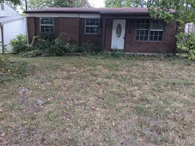 $45,900 | 10067 Prince Drive, St. Louis, MO 63136