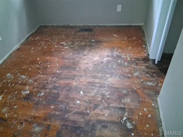 $45,900 | 10067 Prince Drive, St. Louis, MO 63136