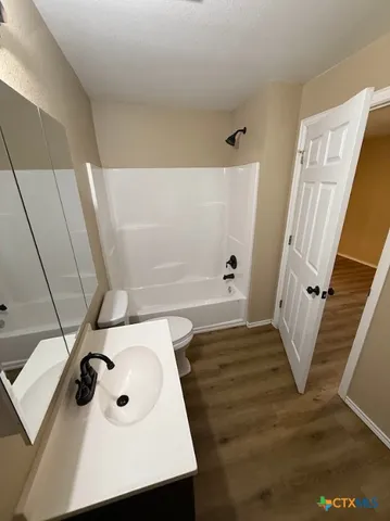 $1,750 | 2100 Farm To Market 2722, New Braunfels, TX 78132