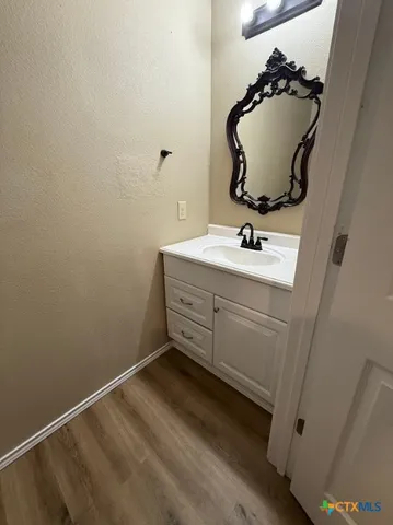 $1,750 | 2100 Farm To Market 2722, New Braunfels, TX 78132