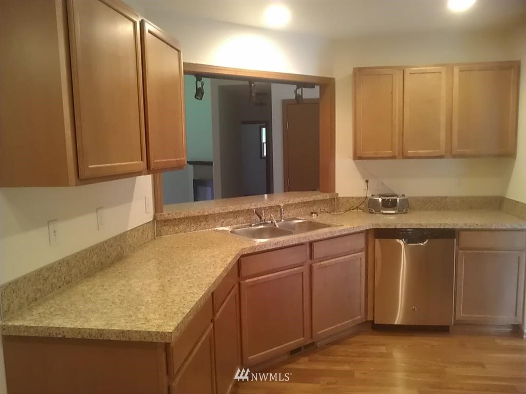 101-20 South Hawkins Road Winlock, WA 98596 - Photo 6 of 11