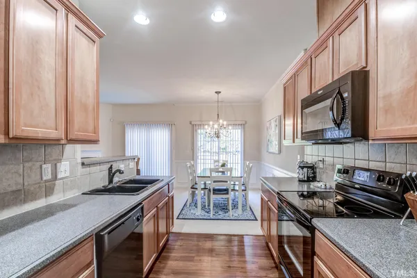 $1,895 | 708 Mardonie Reach Lane, Cary, NC 27519