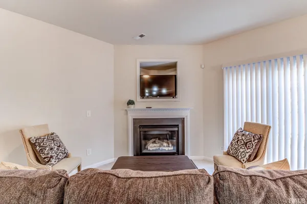 $1,895 | 708 Mardonie Reach Lane, Cary, NC 27519