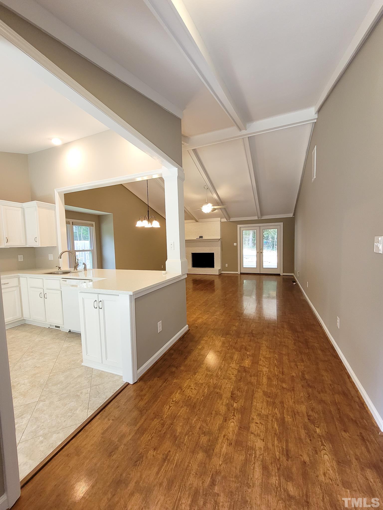 6112 New Market Way Raleigh, NC 27609 - Photo 4 of 47 Photo #4