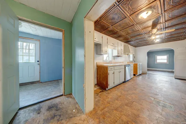 $174,900 | 11695 N Cr East, Evanston, IN 47531