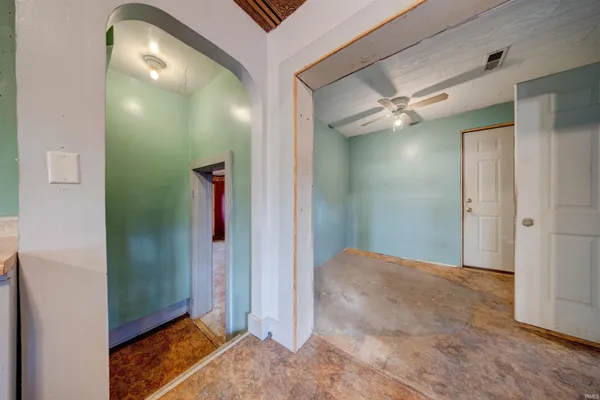 $174,900 | 11695 N Cr East, Evanston, IN 47531