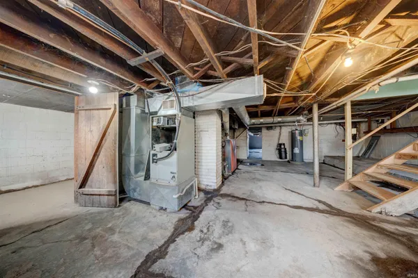 $174,900 | 11695 N Cr East, Evanston, IN 47531