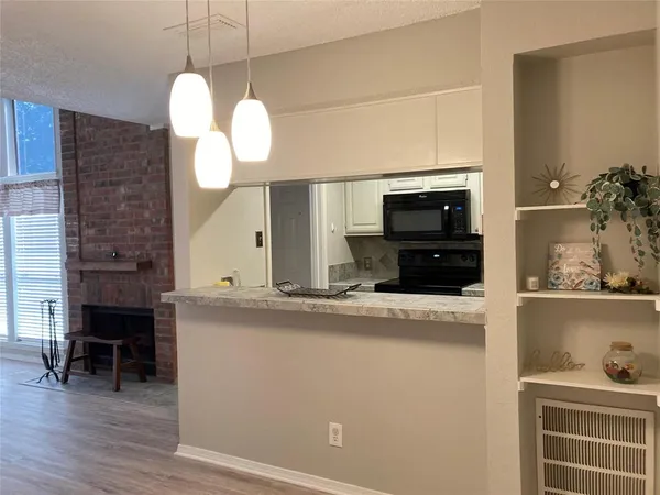 $1,650 | 18240 Midway Road, Unit 905, Dallas, TX 75287