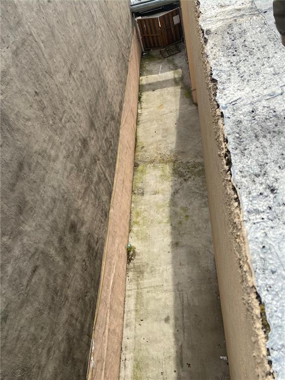 321 Milford Street Brooklyn, NY 11208 - Photo 29 of 31 a bathroom with a shower