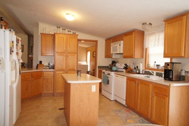 796 West River Road Traverse City, MI 49696 - Photo 15 of 32 1828857-14.JPG