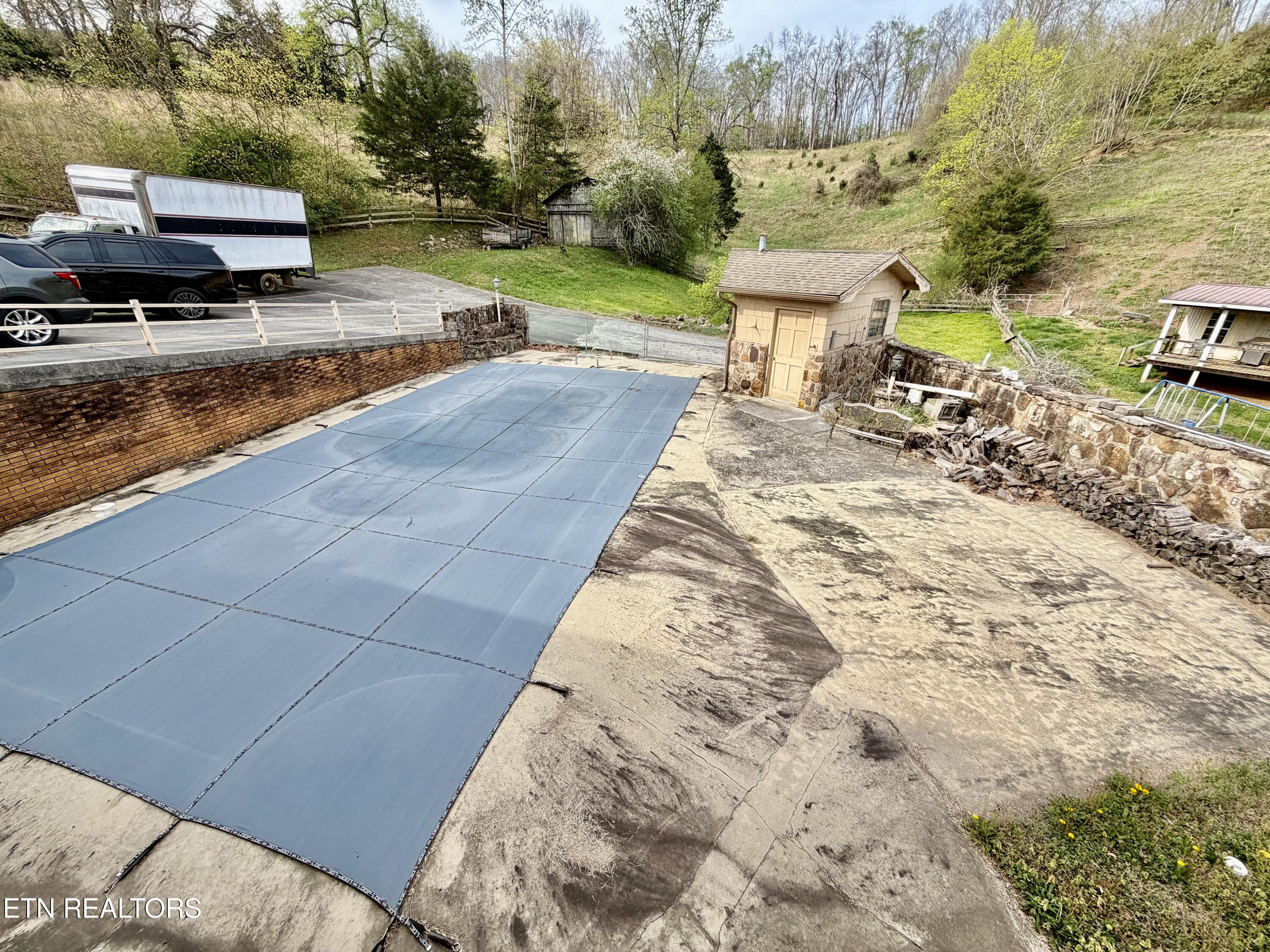 980 Blue Top Road Tazewell, TN 37879 - Photo 11 of 24 IMG_2741