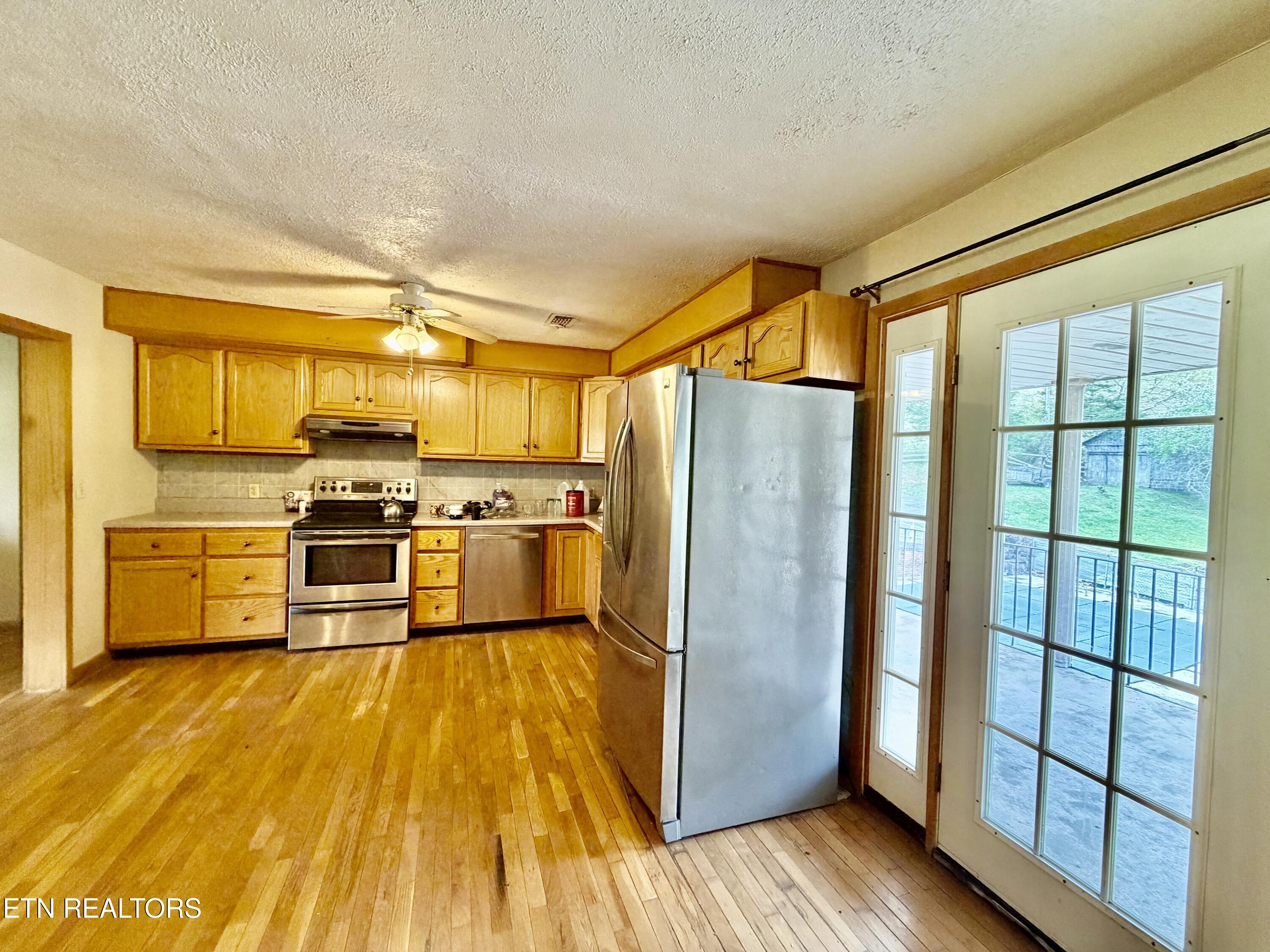 980 Blue Top Road Tazewell, TN 37879 - Photo 12 of 24 IMG_2742