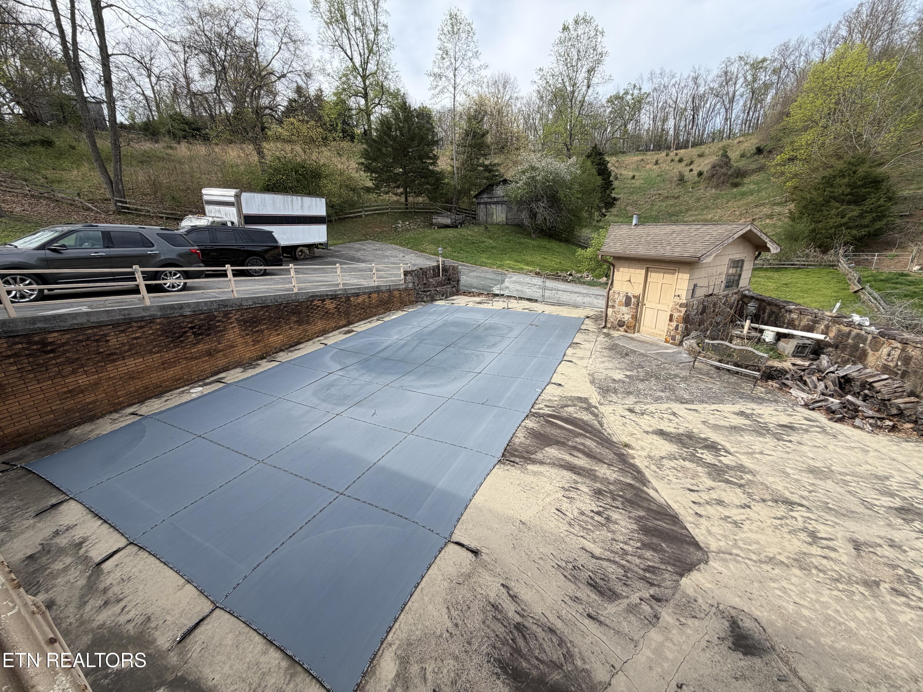 980 Blue Top Road Tazewell, TN 37879 - Photo 10 of 24 IMG_2740