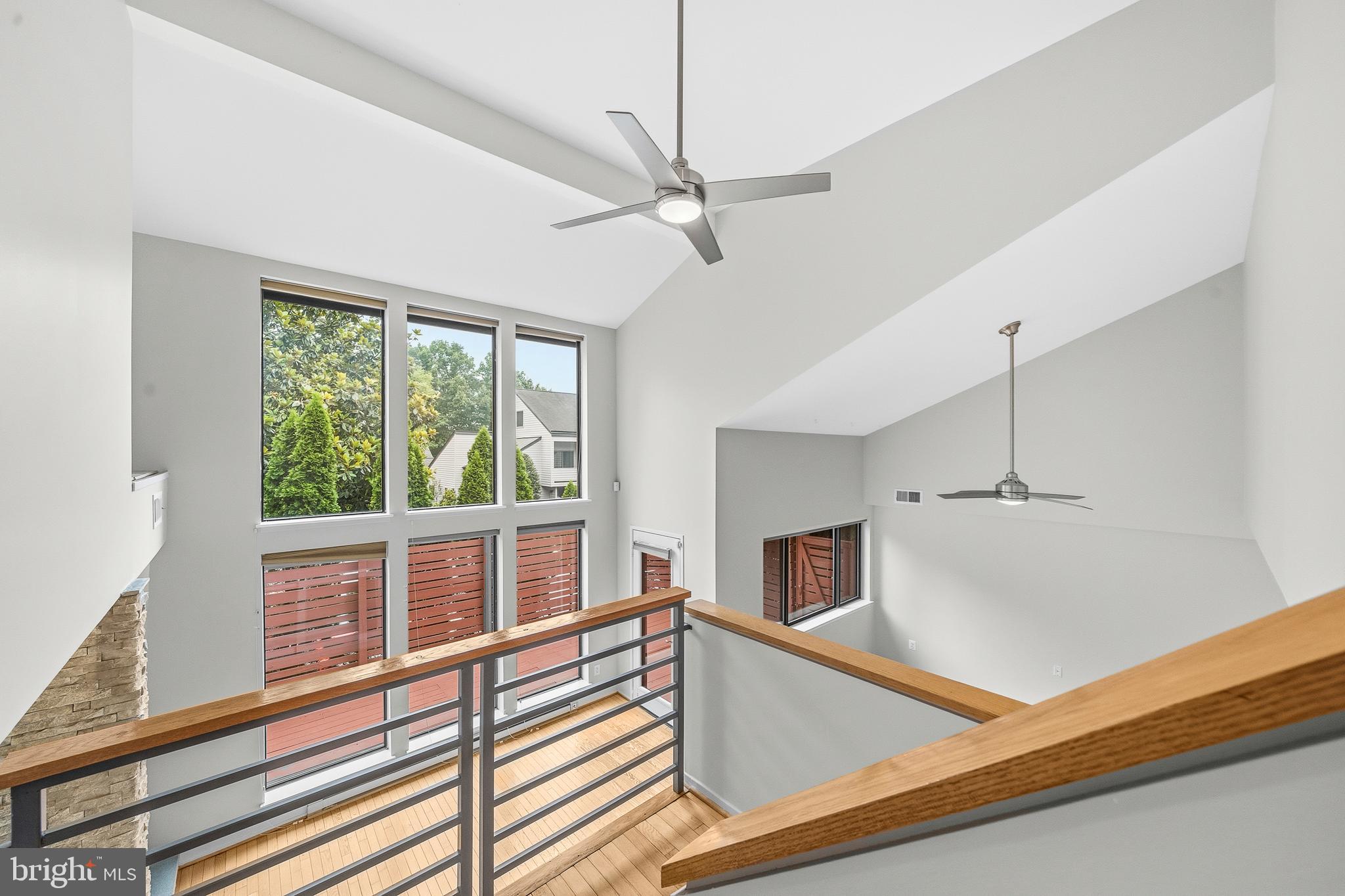 2105 South Bay Lane Reston, VA 20191 - Photo 31 of 71