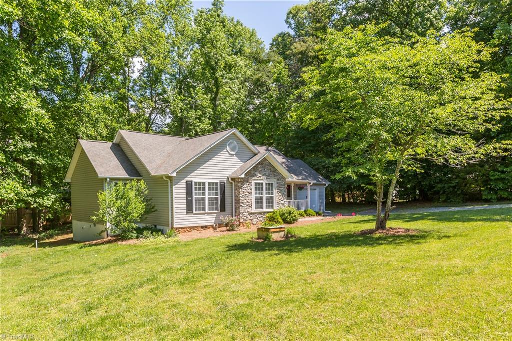5951 Robinhood Road Pfafftown, NC 27040 - Photo 30 of 43 Gallery Image 30