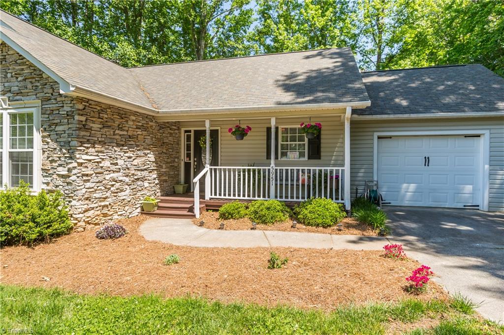 5951 Robinhood Road Pfafftown, NC 27040 - Photo 31 of 43 Gallery Image 31