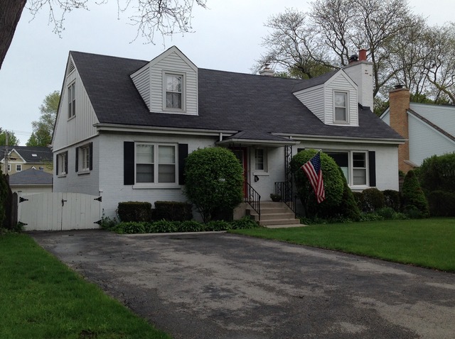 1071 Willow Road Winnetka, IL 60093 - Photo 1 of 15
