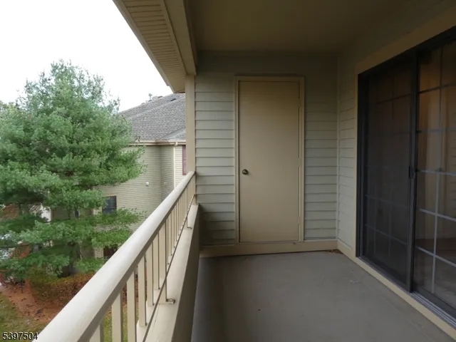 $315,000 | 1109 Stoneridge Circle, Unit 9, Helmetta, NJ 08828