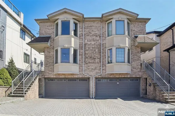 $4,600 | 128 Princeton Lane, Unit A, Palisades Park, NJ 07650