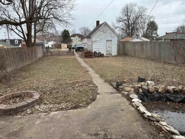 $120,000 | 816 Adams Street, Quincy, IL 62301