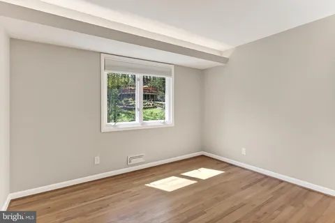 a view of a lake from a yard