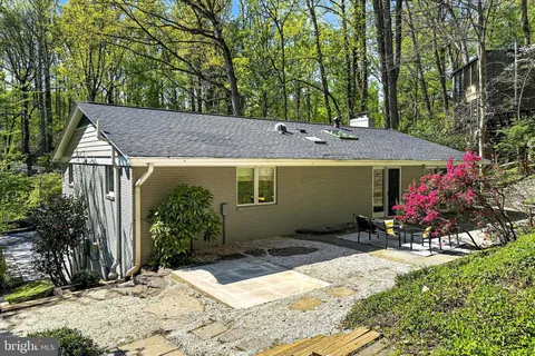 $1,175,000 | 6362 Burton Circle, Falls Church, VA 22041