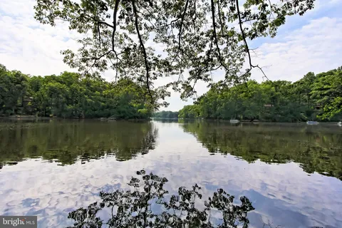 $1,175,000 | 6362 Burton Circle, Falls Church, VA 22041