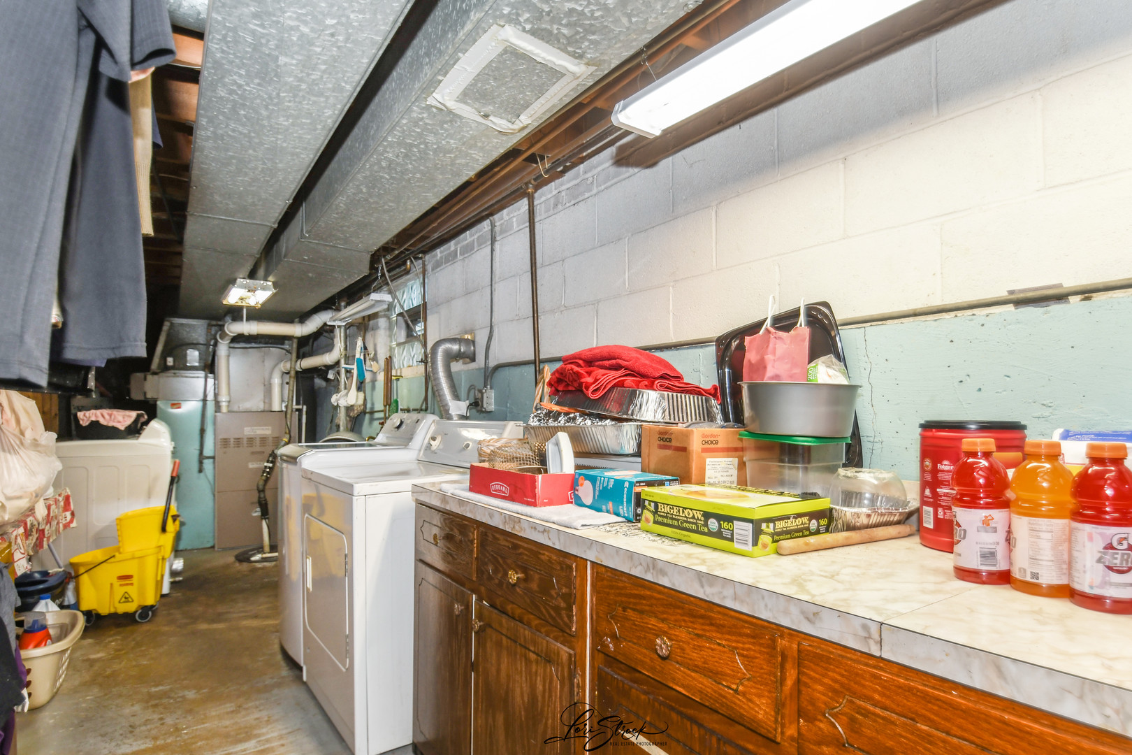 3409 173rd Place Lansing, IL 60438 - Photo 17 of 26 a utility room with dryer and washer