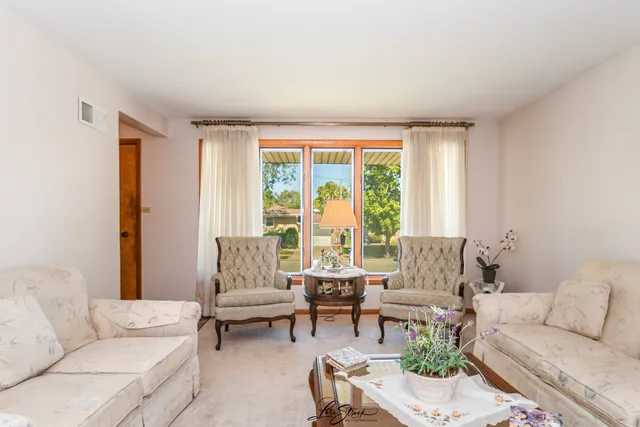 $274,999 | 3409 173rd Place, Lansing, IL 60438