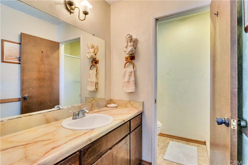511 D Street Upland, CA 91786 - Photo 22 of 28