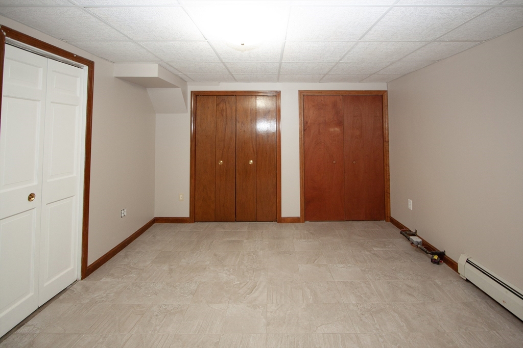 21 Siani Road Leicester, MA 01542 - Photo 18 of 31