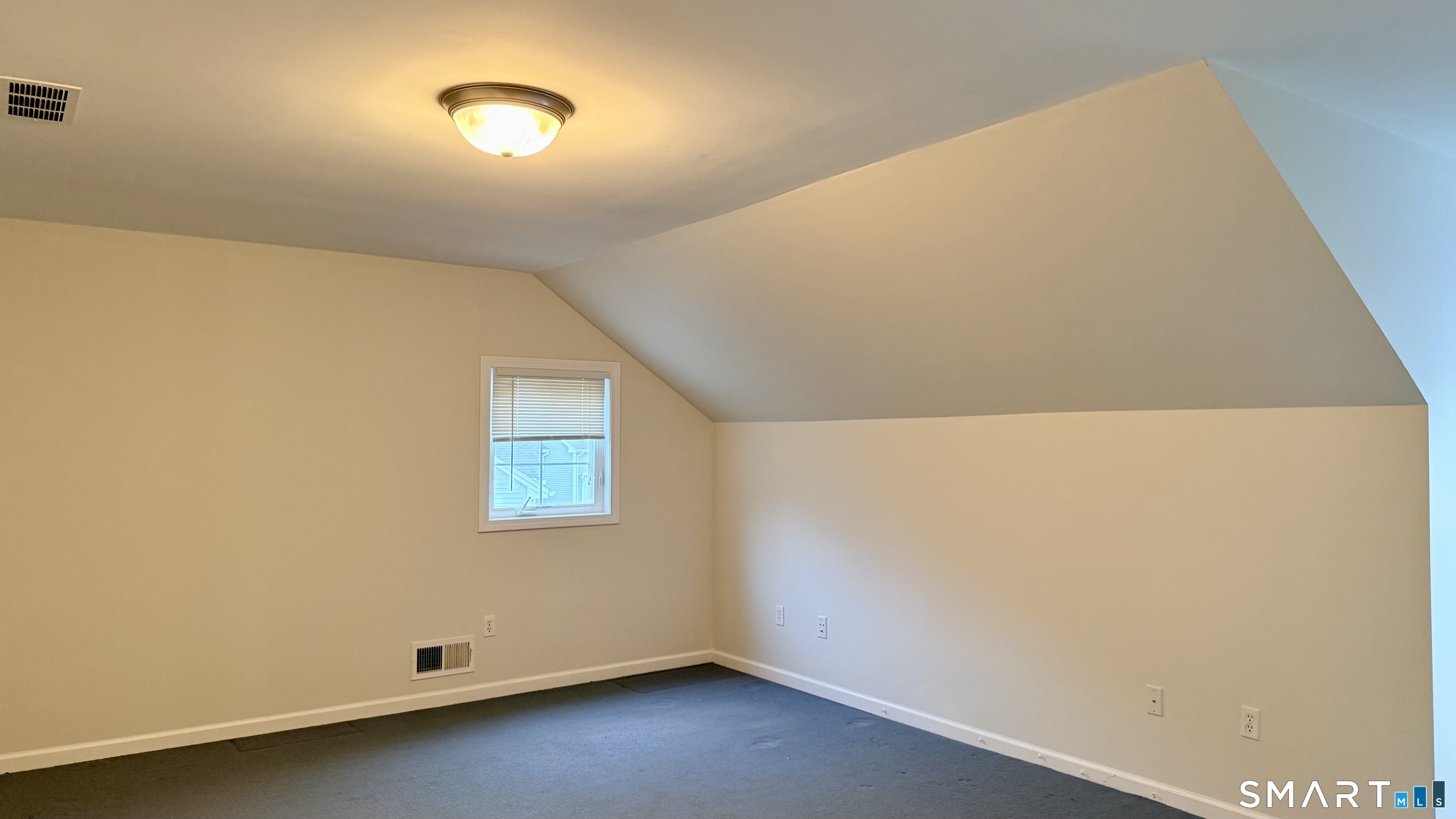 55 Nina's Way, Unit 55 Manchester, CT 06040 - Photo 17 of 25 a view of an empty room