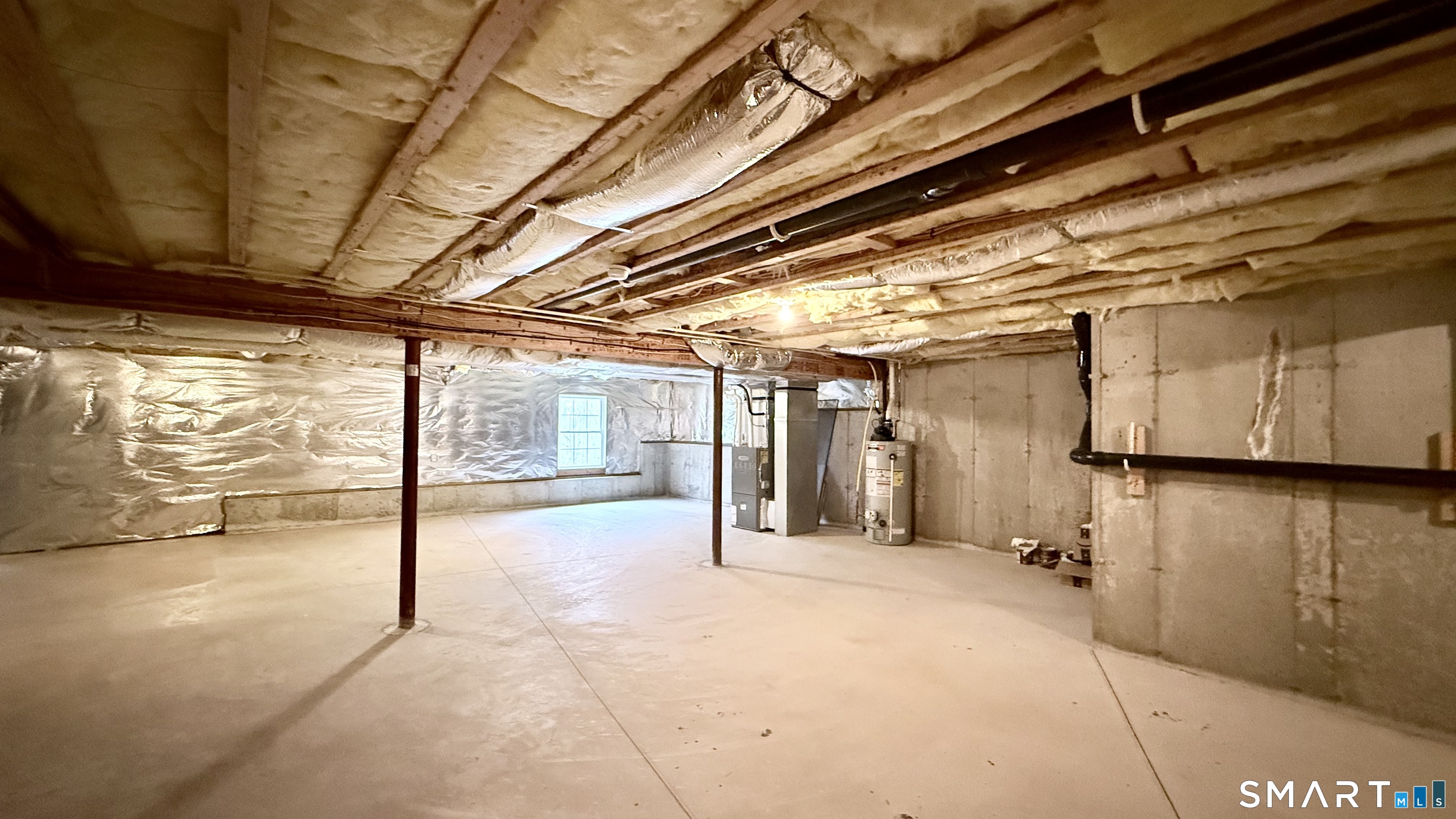 55 Nina's Way, Unit 55 Manchester, CT 06040 - Photo 21 of 25 a view of a indoor garage
