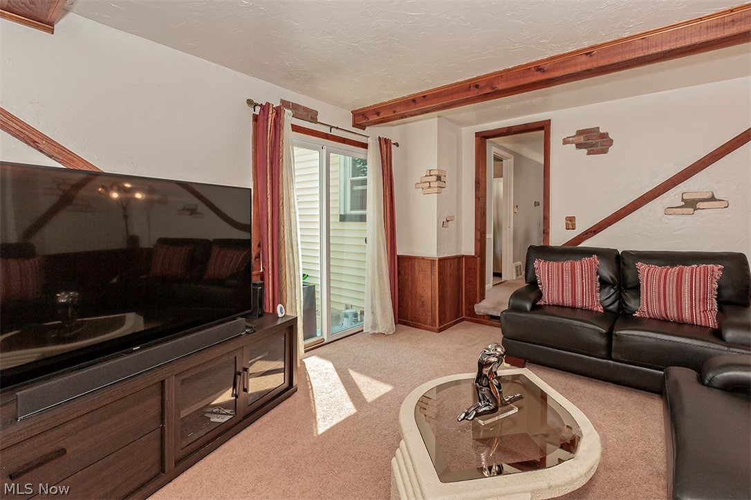 3763 Merrymound Road Cleveland, OH 44121 - Photo 21 of 35