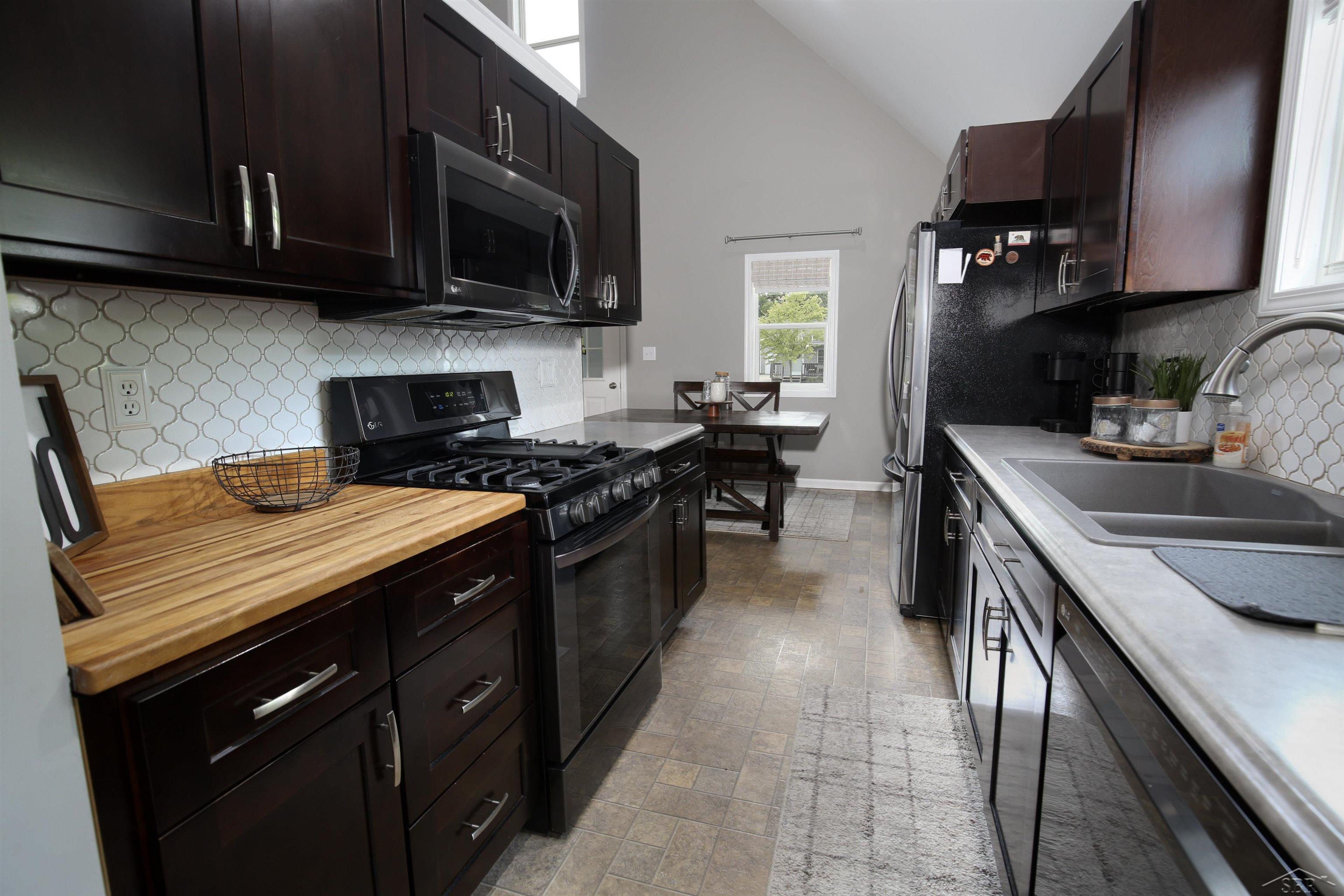 122 Fourth Street Freeland, MI 48623 - Photo 11 of 50 Gallery Image 11