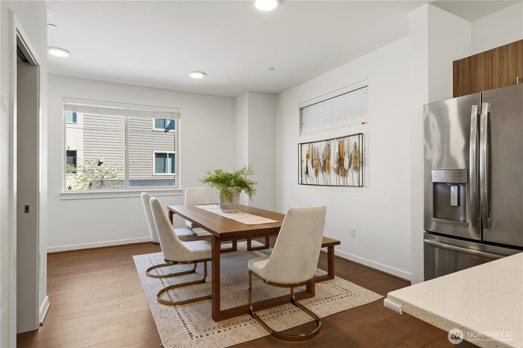 15865 Northeast 14th Road Bellevue, WA 98008 - Photo 6 of 26