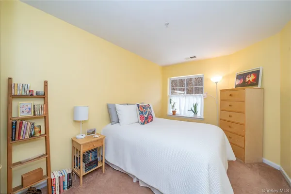$499,900 | 115 Viewpoint Terrace, Peekskill, NY 10566