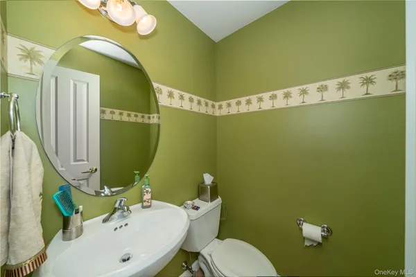 $499,900 | 115 Viewpoint Terrace, Peekskill, NY 10566