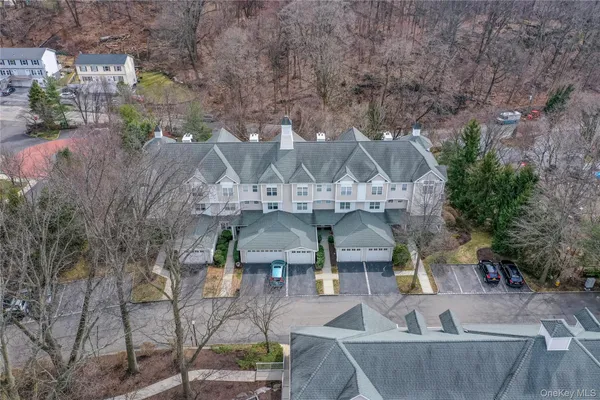 $499,900 | 115 Viewpoint Terrace, Peekskill, NY 10566