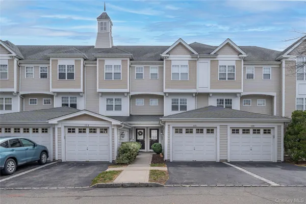 $499,900 | 115 Viewpoint Terrace, Peekskill, NY 10566