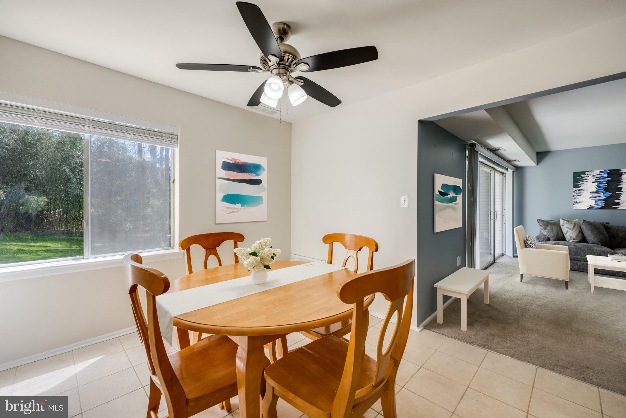 14432 Parkvale Road, Unit 4 Rockville, MD 20853 - Photo 8 of 16 Eat-In Dining Space