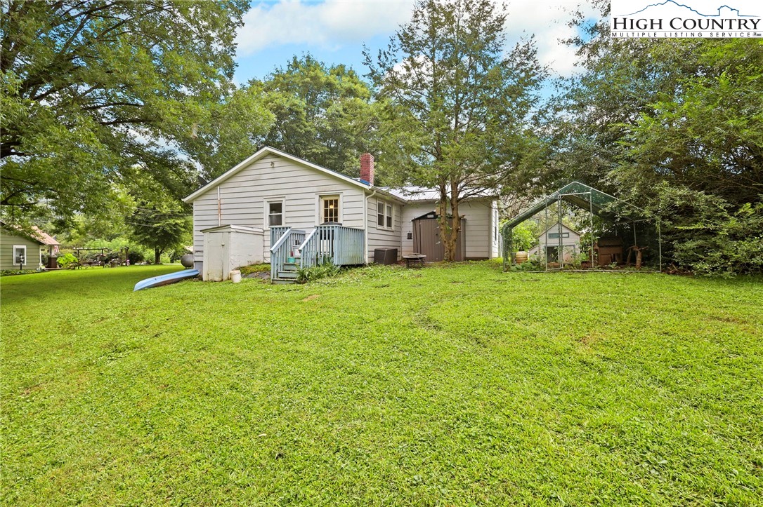 3570 Hollywood Ridge Road Lenoir, NC 28645 - Photo 21 of 22 Gallery Image 21