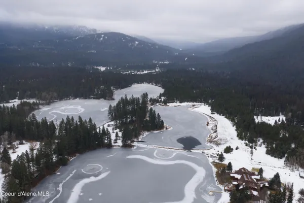 $1,995,000 | 533739 Highway 95, Bonners Ferry, ID 83805