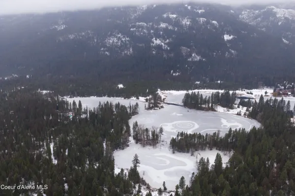 $1,995,000 | 533739 Highway 95, Bonners Ferry, ID 83805