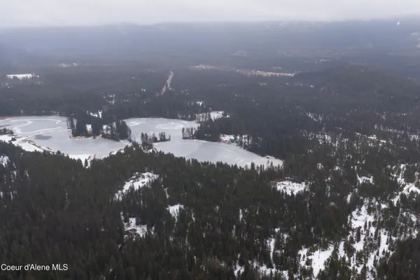 $1,995,000 | 533739 Highway 95, Bonners Ferry, ID 83805