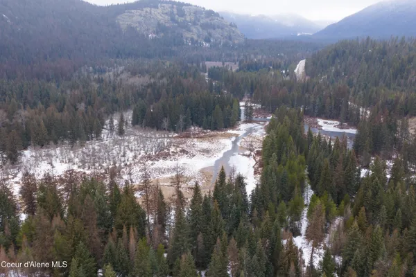 $1,995,000 | 533739 Highway 95, Bonners Ferry, ID 83805