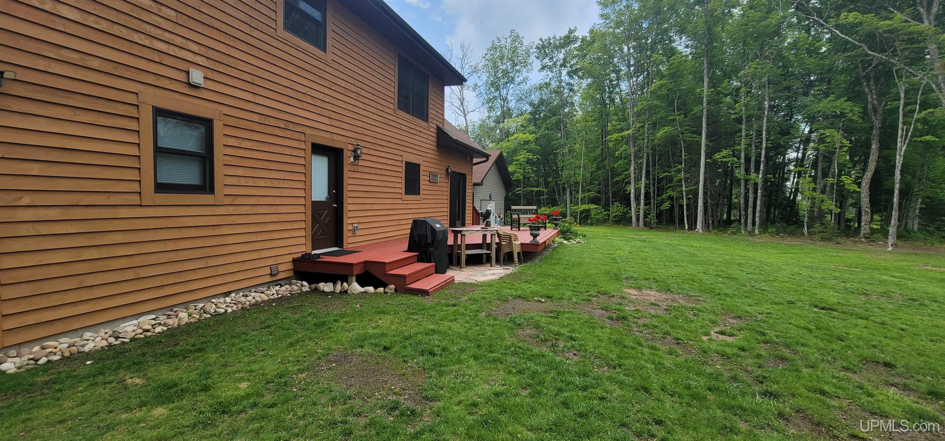 8050 32 Road Rapid River, MI 49878 - Photo 8 of 31 Gallery Image 8