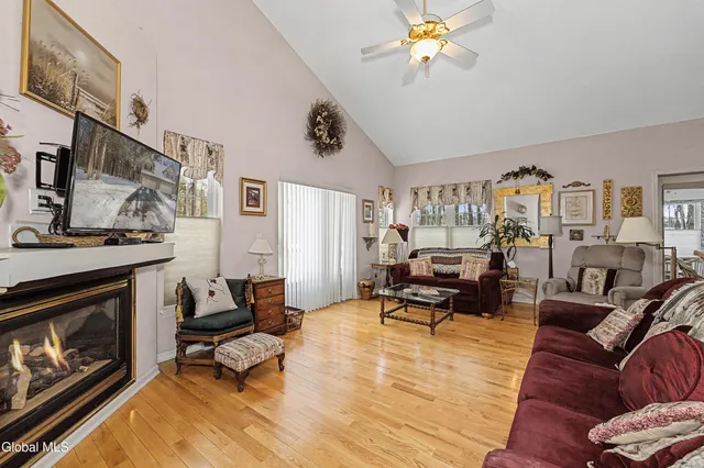 $599,900 | 3 Donegal Way, Wilton, NY 12866