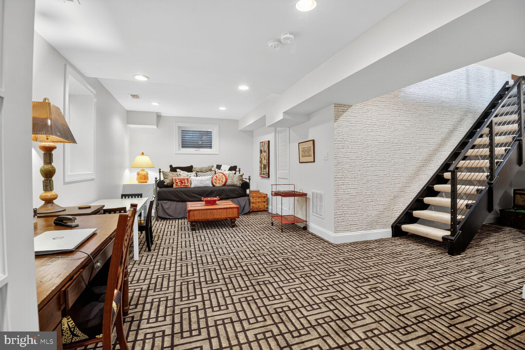 1407 Wolftrap Run Road Vienna, VA 22182 - Photo 25 of 34 Gallery Image 25